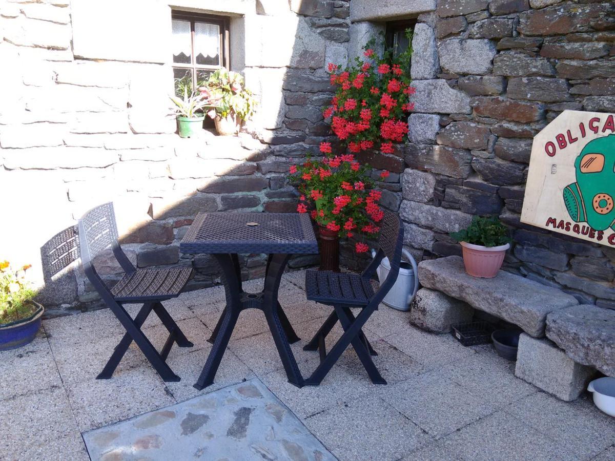 Ferienwohnung Four Chimneys Treffrin Exterior foto